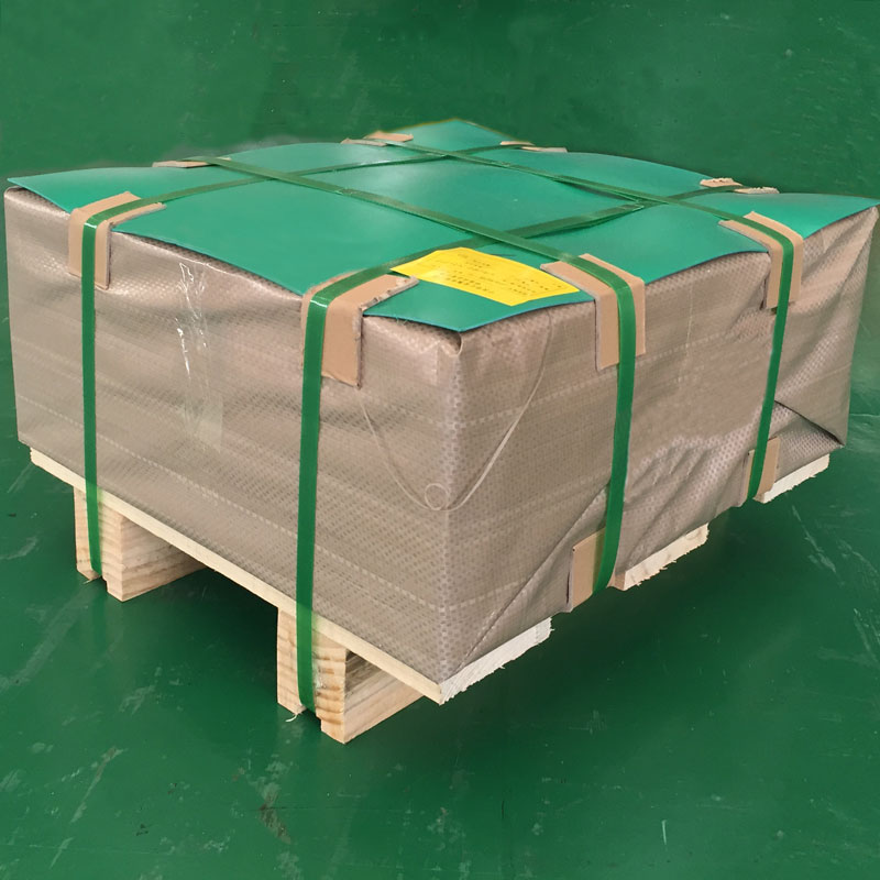 Zrcadlový plech z nerezové oceli